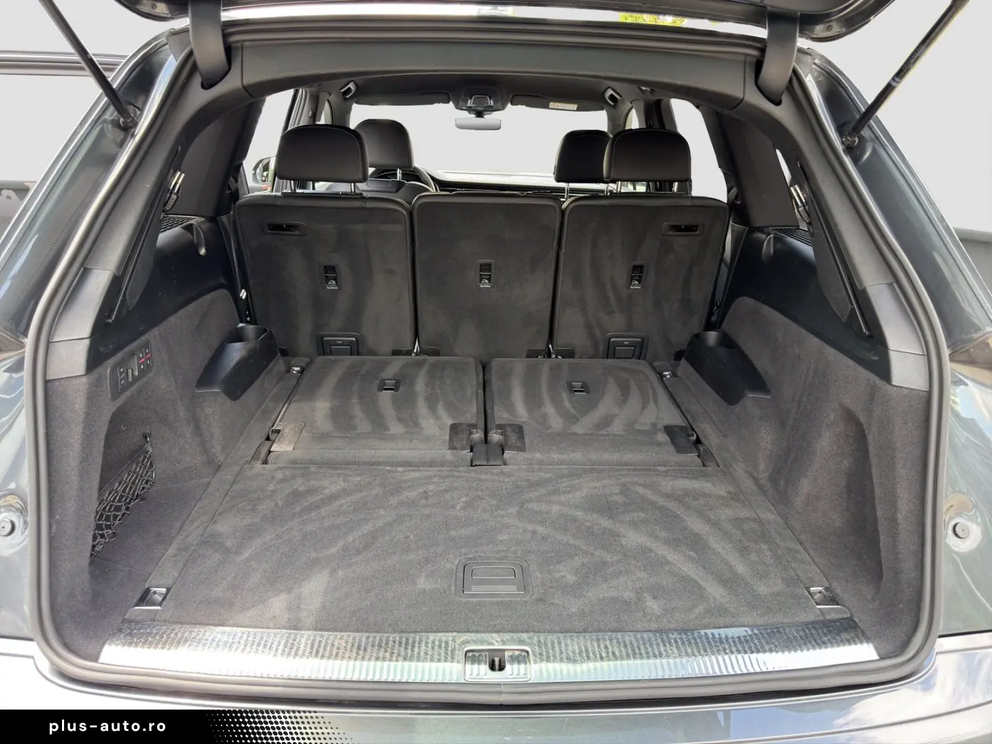 AUDI Q7 S line sport 50 TDI compeition  MATRIX StaHzg