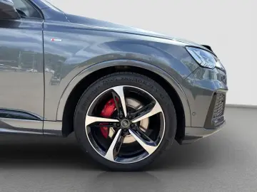 AUDI Q7 S line sport 50 TDI compeition  MATRIX StaHzg