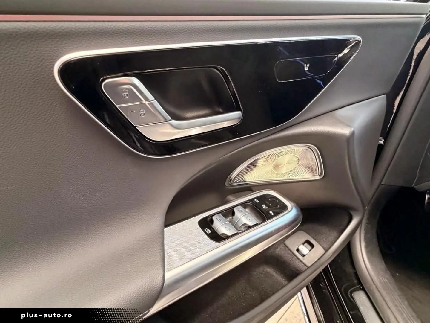 MERCEDES-BENZ E 300 de Limousine EQ Hybrid Technologie AMG