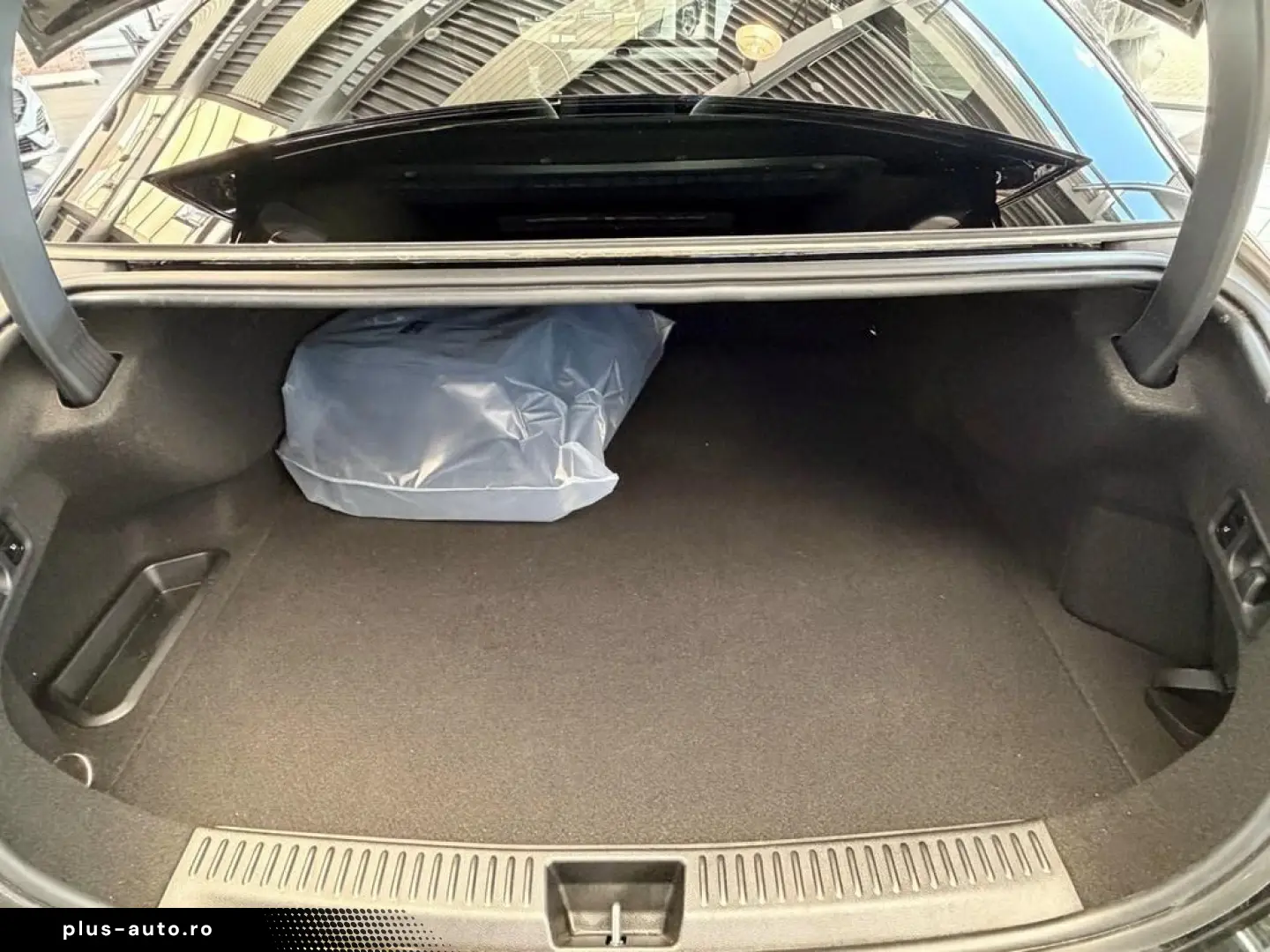 MERCEDES-BENZ E 300 de Limousine EQ Hybrid Technologie AMG