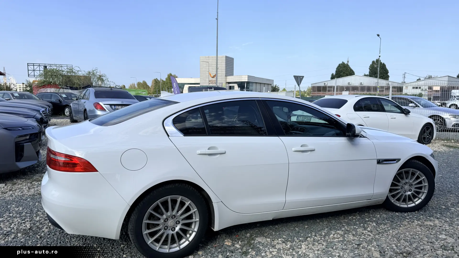 5000e avans si 4000e in rate directe