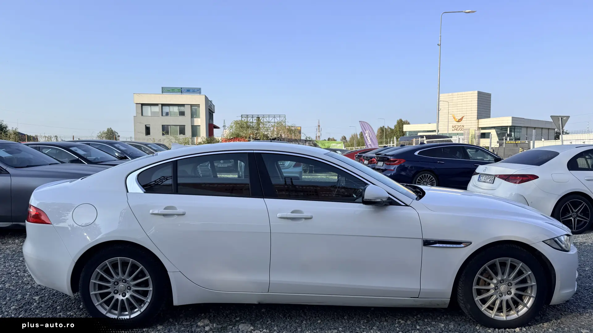 5000e avans si 4000e in rate directe
