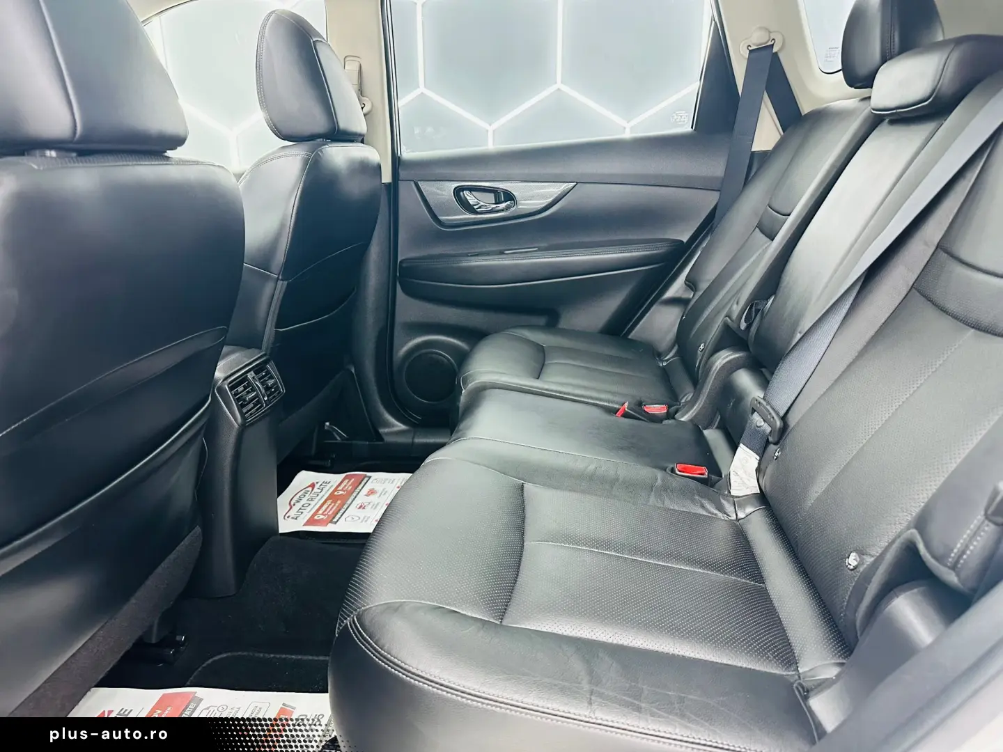 NISSAN X-TRAIL 2017 1.6i E6 Garantie 12 Luni Rate Avans 0 Do