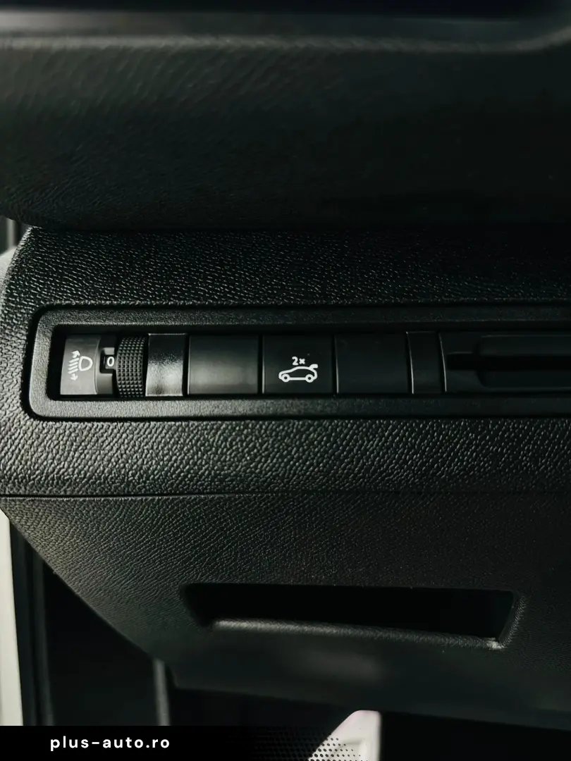 PEUGEOT 3008 2019 1.2i E6 Garantie 12 Luni Rate Avans 0 Doar