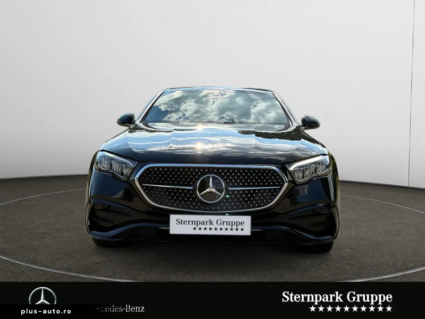MERCEDES-BENZ E 300 de AMG  Superscreen Pano Bur4D 360