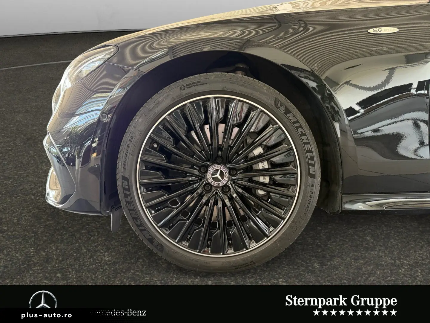 MERCEDES-BENZ E 300 de AMG  Superscreen Pano Bur4D 360