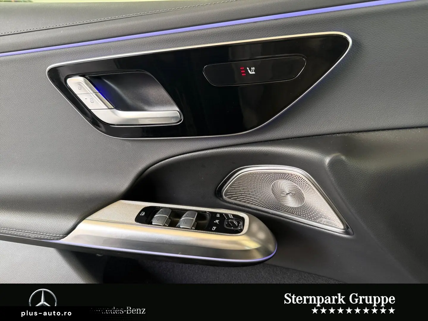 MERCEDES-BENZ E 300 de AMG  Superscreen Pano Bur4D 360