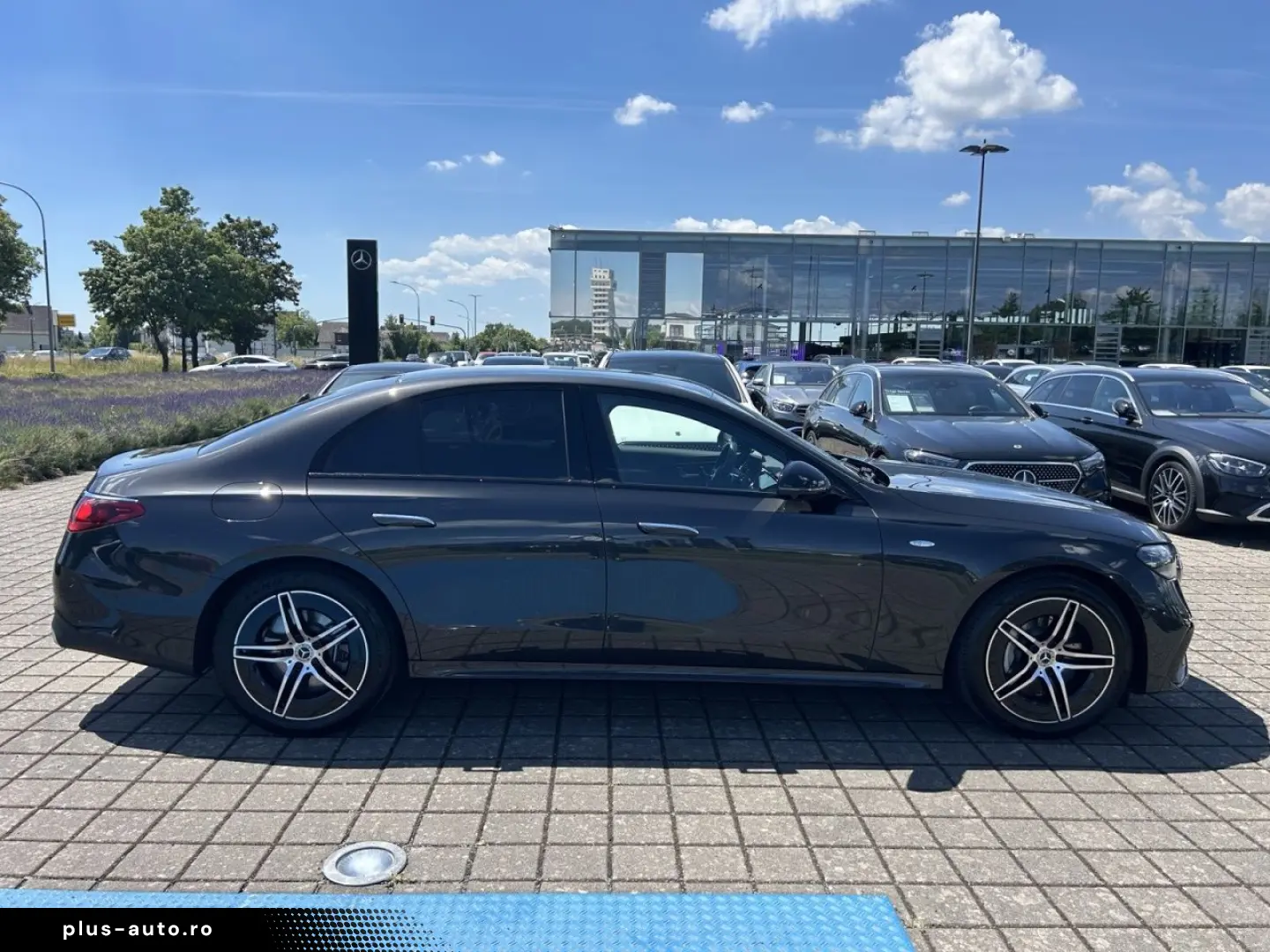 MERCEDES-BENZ E 300de Limo AMG BURM NIGHT AIRMATIC