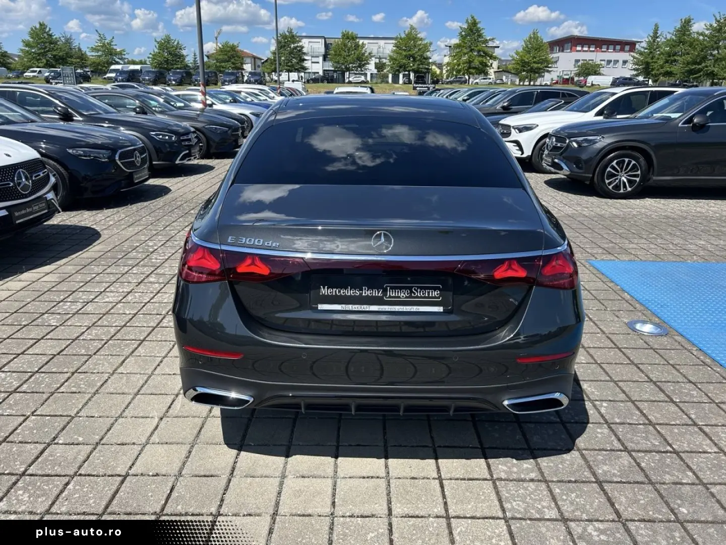 MERCEDES-BENZ E 300de Limo AMG BURM NIGHT AIRMATIC