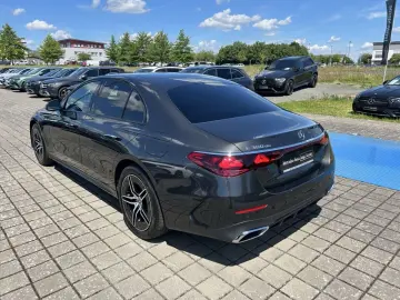 MERCEDES-BENZ E 300de Limo AMG BURM NIGHT AIRMATIC