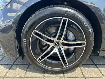 MERCEDES-BENZ E 300de Limo AMG BURM NIGHT AIRMATIC