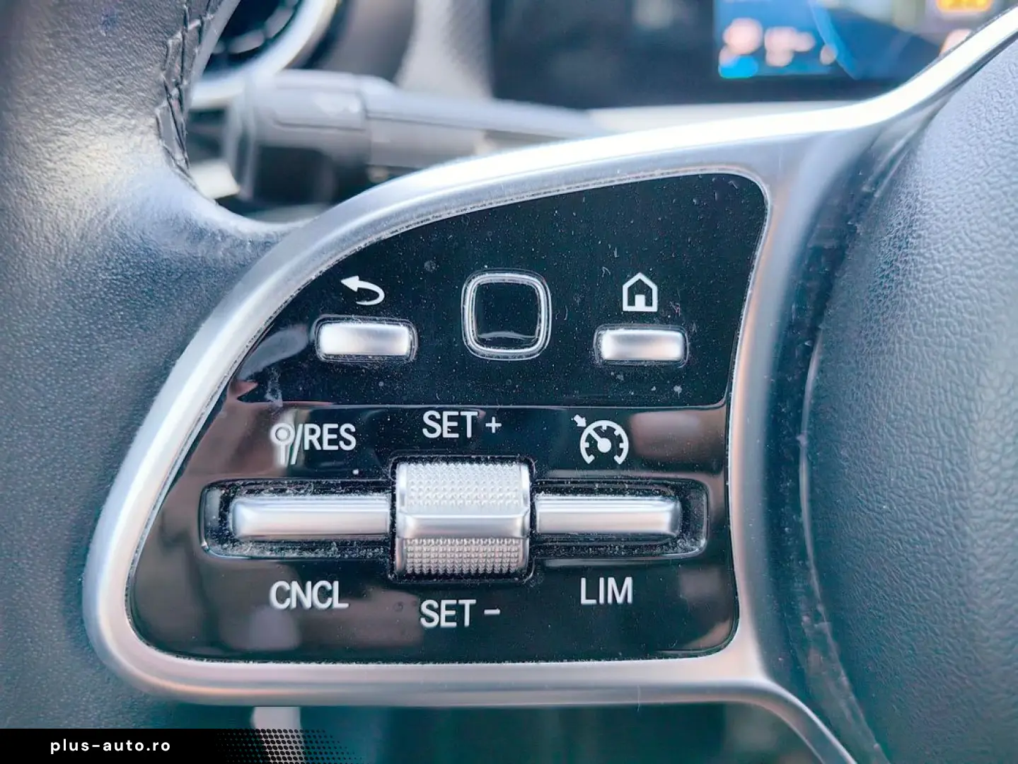 Mercedes-Benz Cla-200