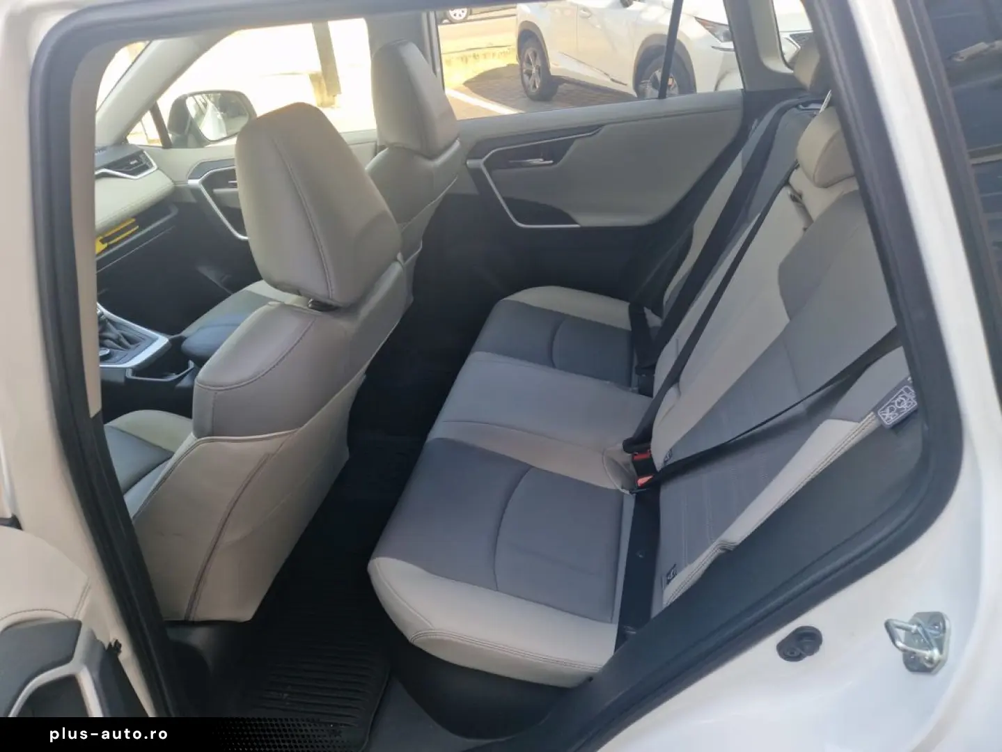 Toyota Rav-4