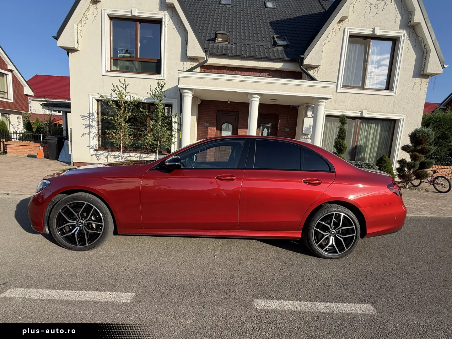 Mercedes-Benz E 300