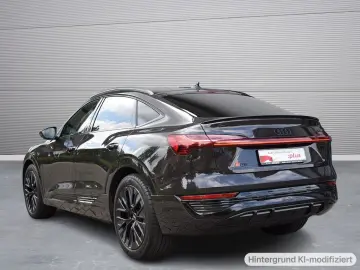 AUDI Q8 e-tron Sportback 55 qu.  S-line Pano Luft HuD