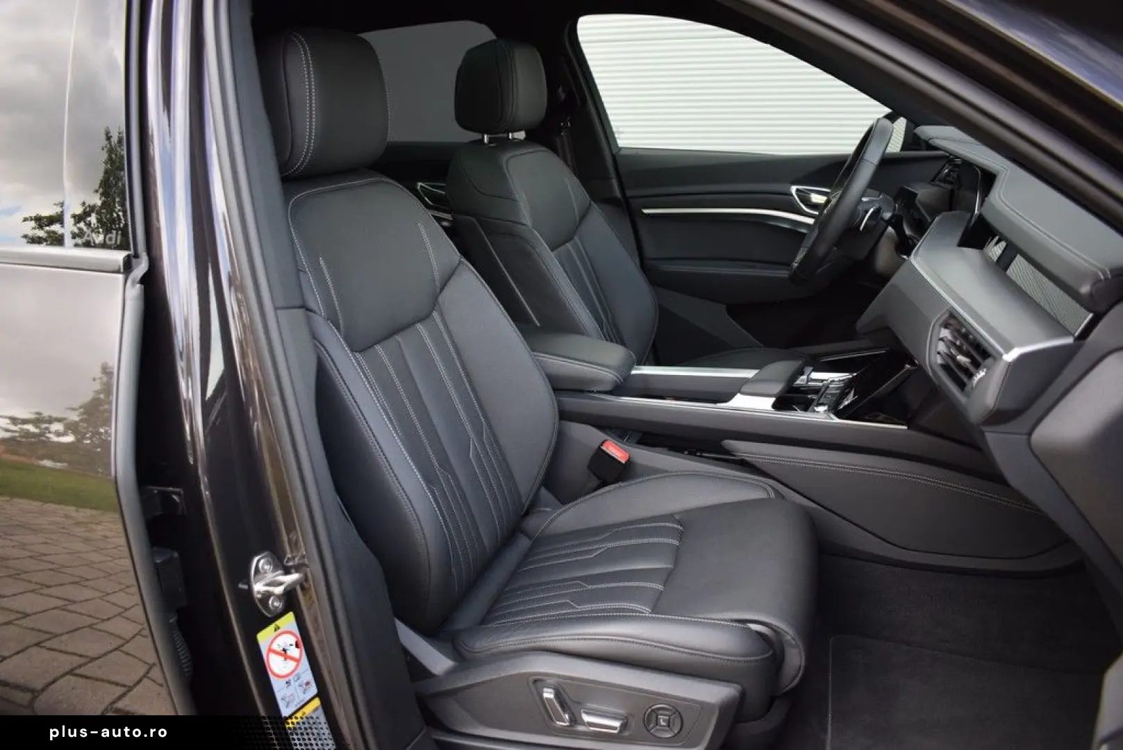 AUDI Q8 e-tron Sportback 55 qu.  S-line Pano Luft HuD