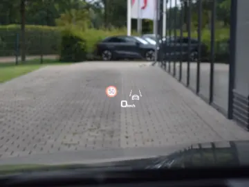 AUDI Q8 e-tron Sportback 55 qu.  S-line Pano Luft HuD