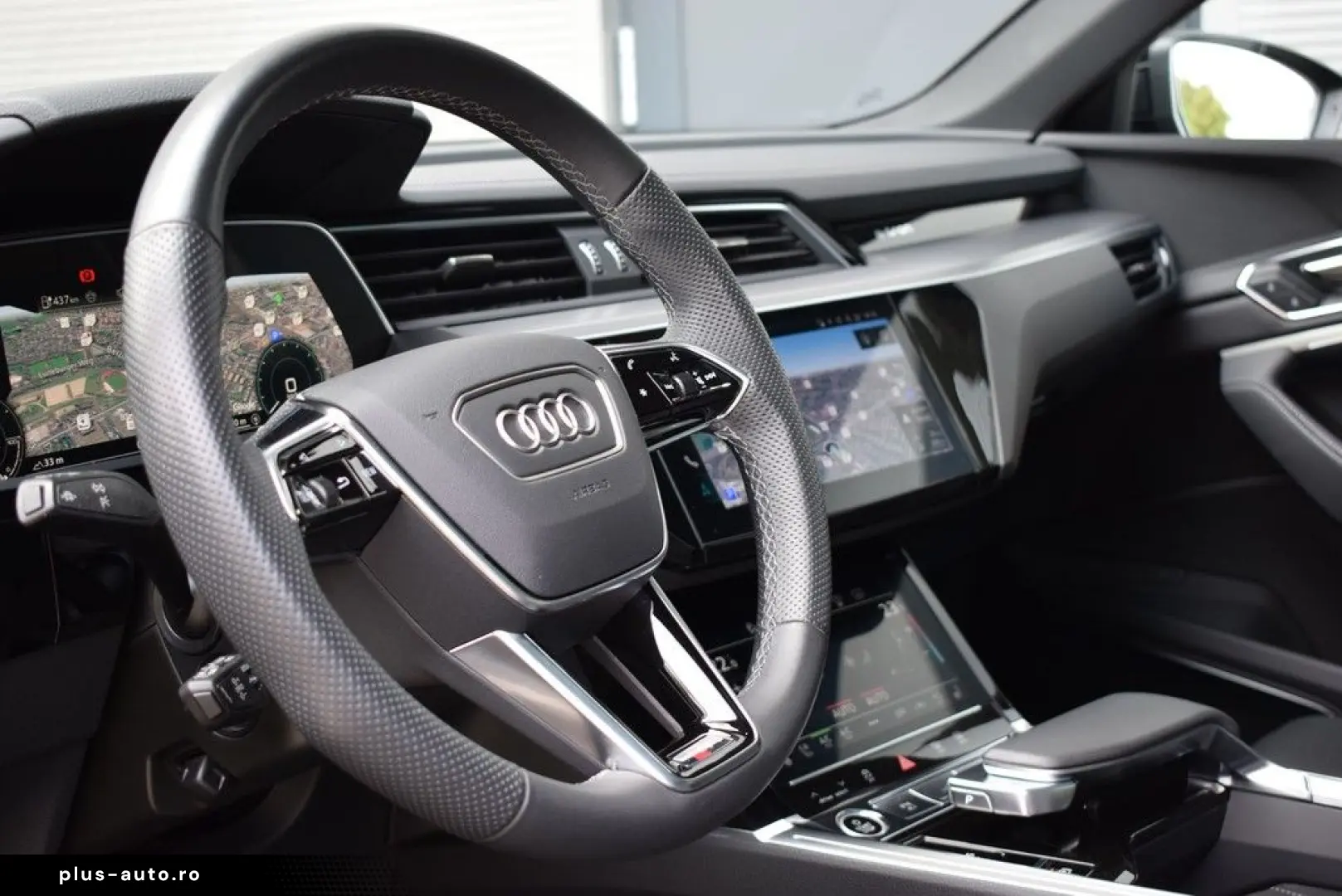 AUDI Q8 e-tron Sportback 55 qu.  S-line Pano Luft HuD