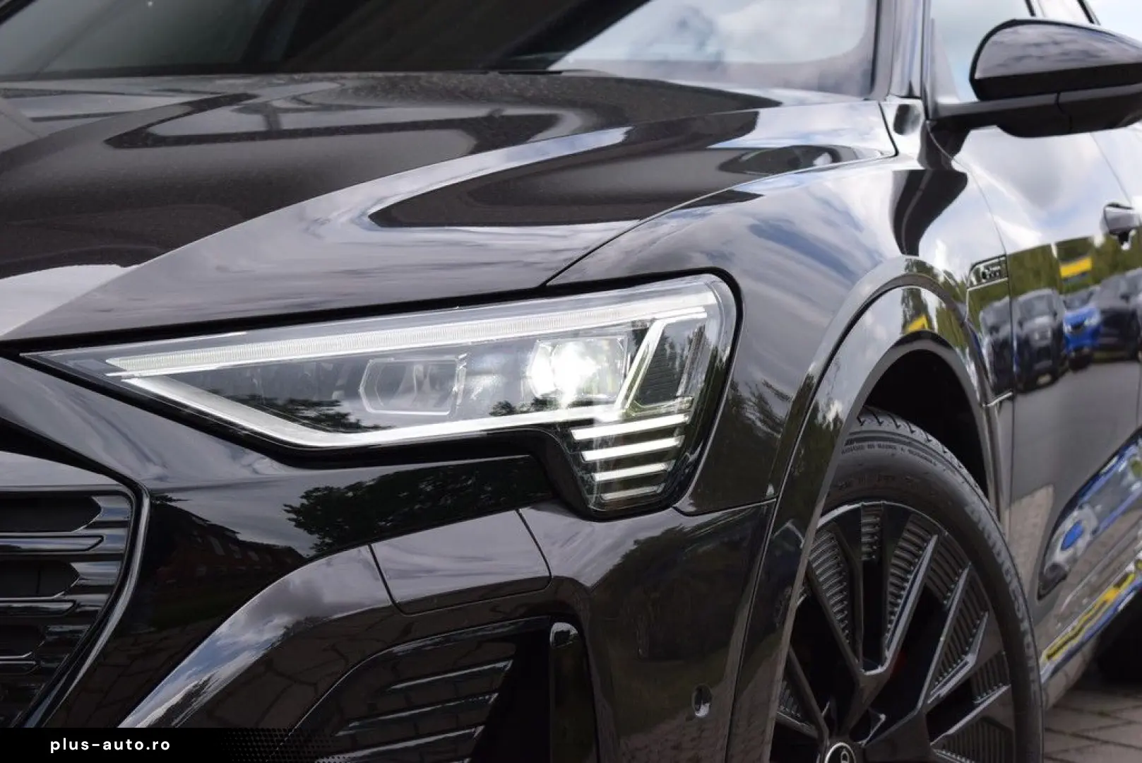 AUDI Q8 e-tron Sportback 55 qu.  S-line Pano Luft HuD