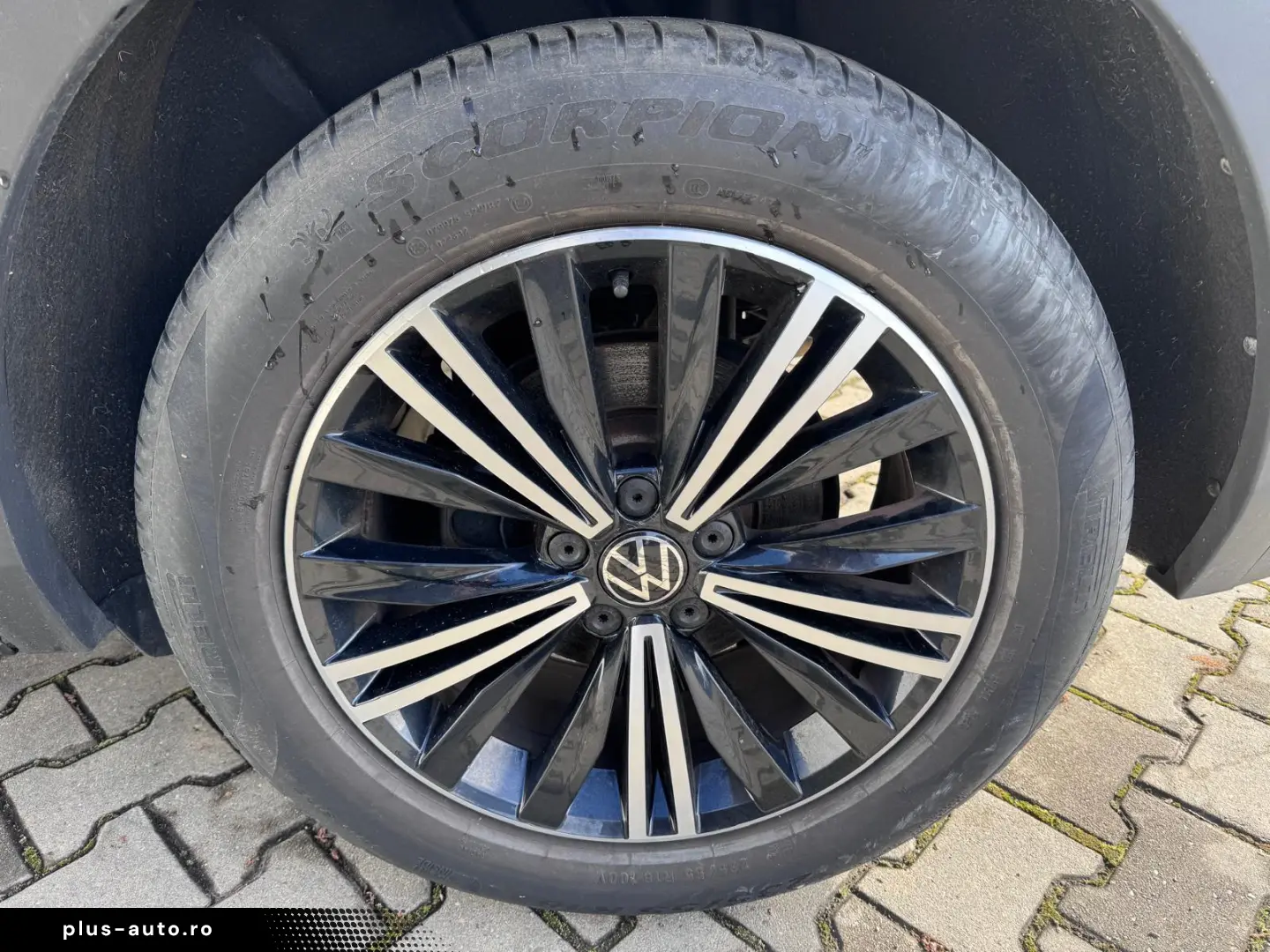 Volkswagen Tiguan SUV 2021