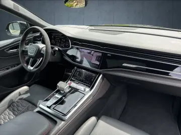 AUDI RS Q8 AHK StHz Pano B&O OLED RS-Aga HuD Carbon 2
