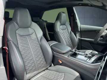 AUDI RS Q8 AHK StHz Pano B&O OLED RS-Aga HuD Carbon 2