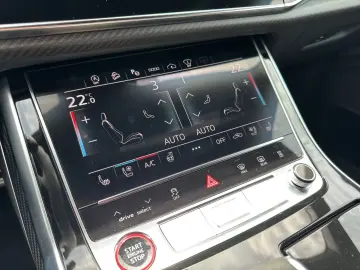 AUDI RS Q8 AHK StHz Pano B&O OLED RS-Aga HuD Carbon 2