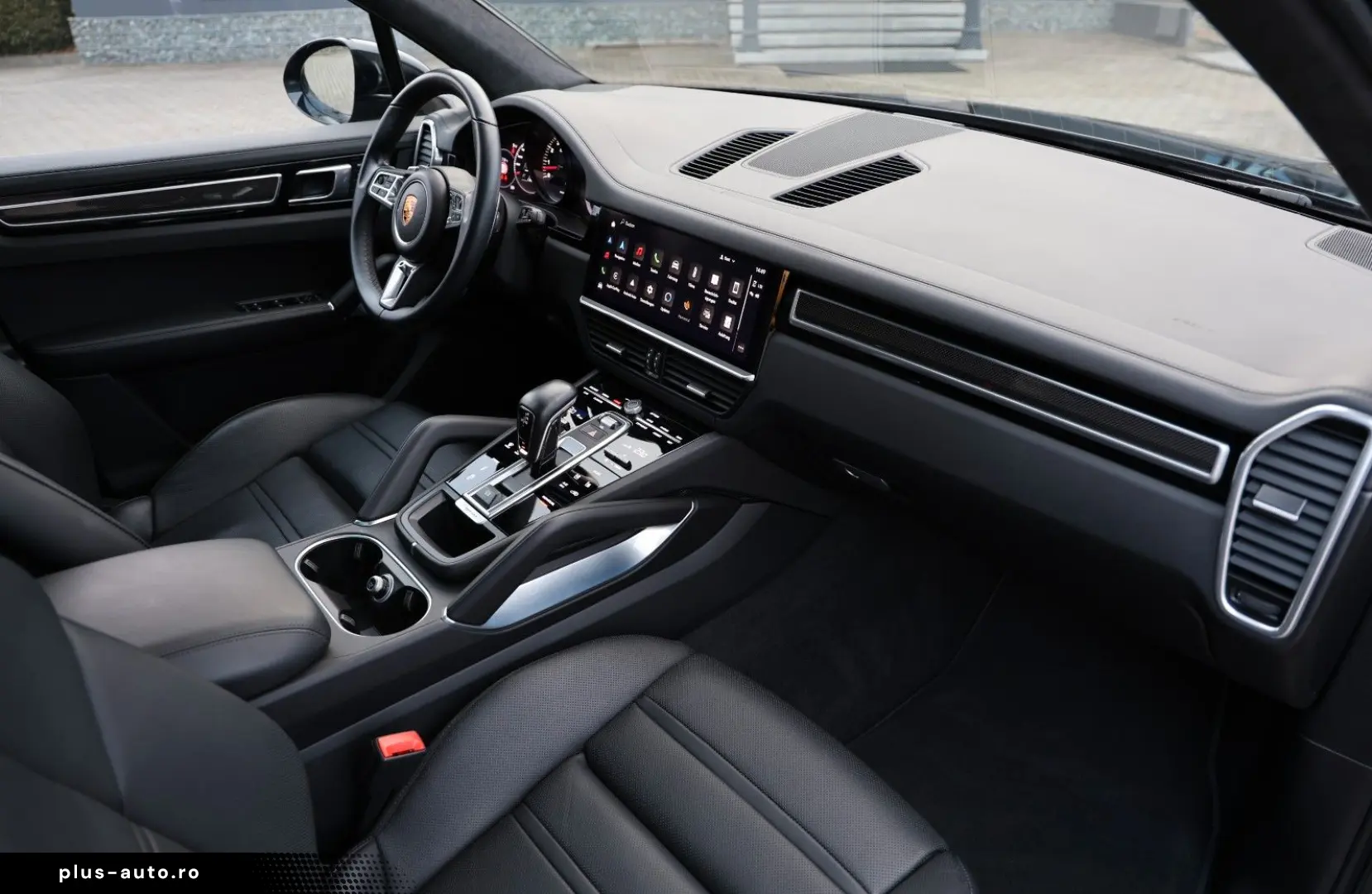 PORSCHE Cayenne Turbo Pano SoftClose Nachtsicht Carbon
