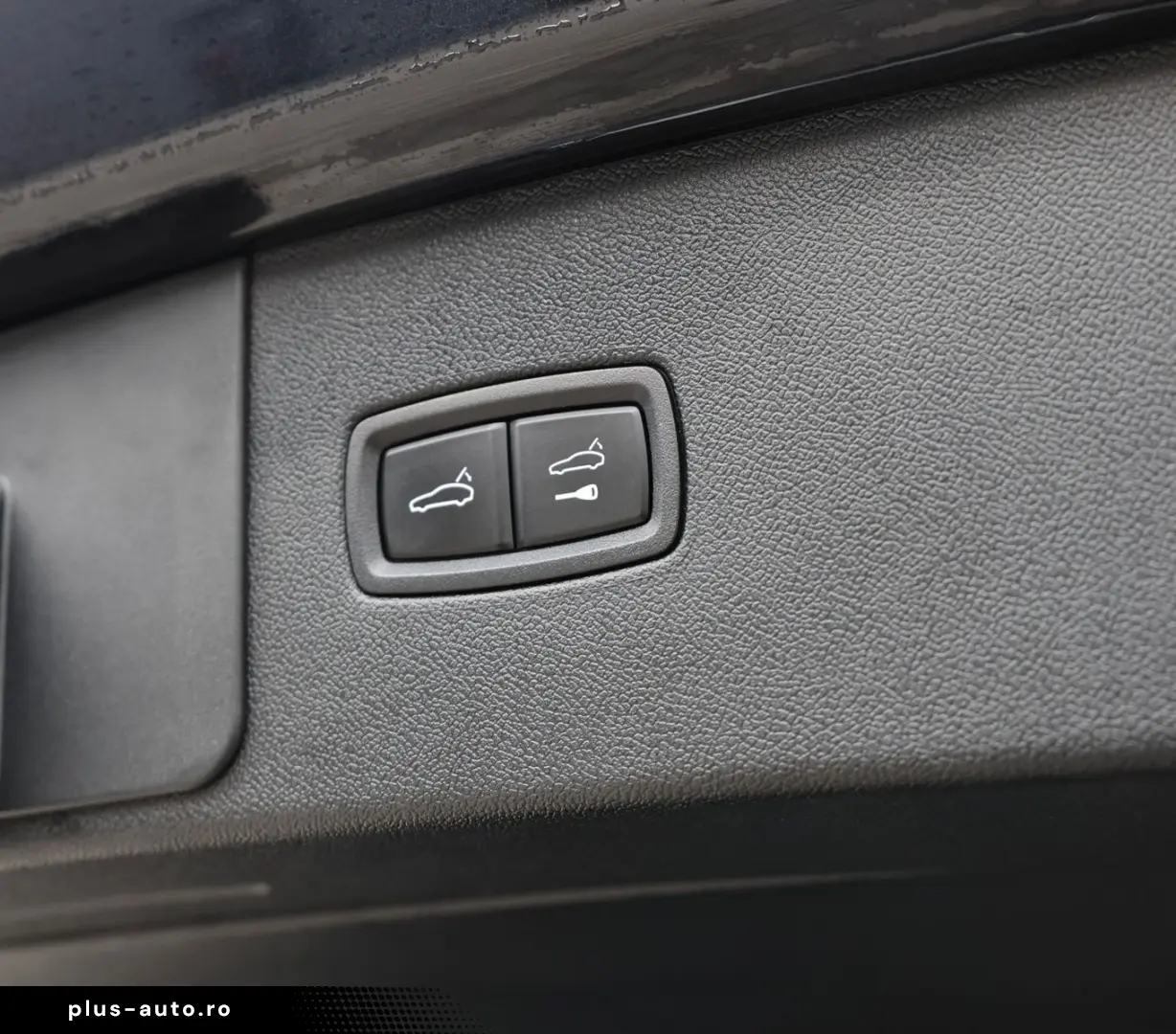 PORSCHE Cayenne Turbo Pano SoftClose Nachtsicht Carbon