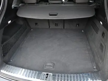 PORSCHE Cayenne Turbo Pano SoftClose Nachtsicht Carbon