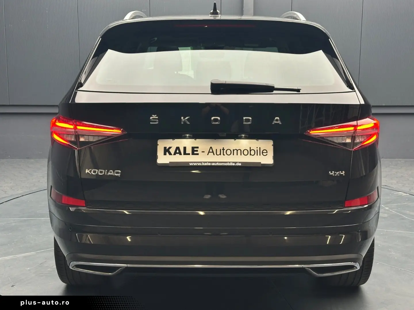 SKODA Kodiaq L&K 4x4 `20Zoll PANORAMA Traveller 360