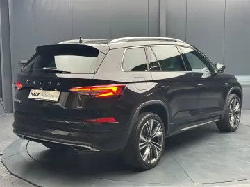 SKODA Kodiaq L&K 4x4 `20Zoll PANORAMA Traveller 360