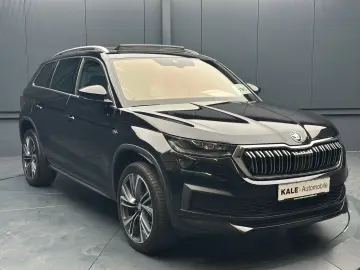 SKODA Kodiaq L&K 4x4 `20Zoll PANORAMA Traveller 360