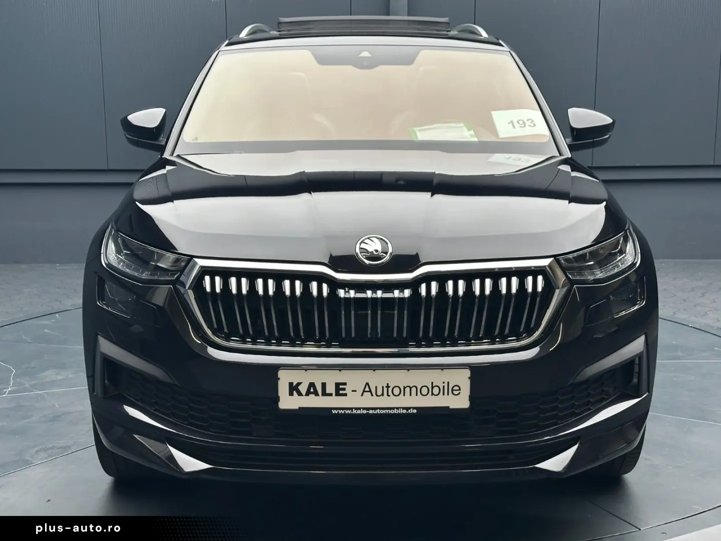 SKODA Kodiaq L&K 4x4 `20Zoll PANORAMA Traveller 360