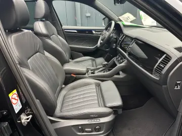 SKODA Kodiaq L&K 4x4 `20Zoll PANORAMA Traveller 360