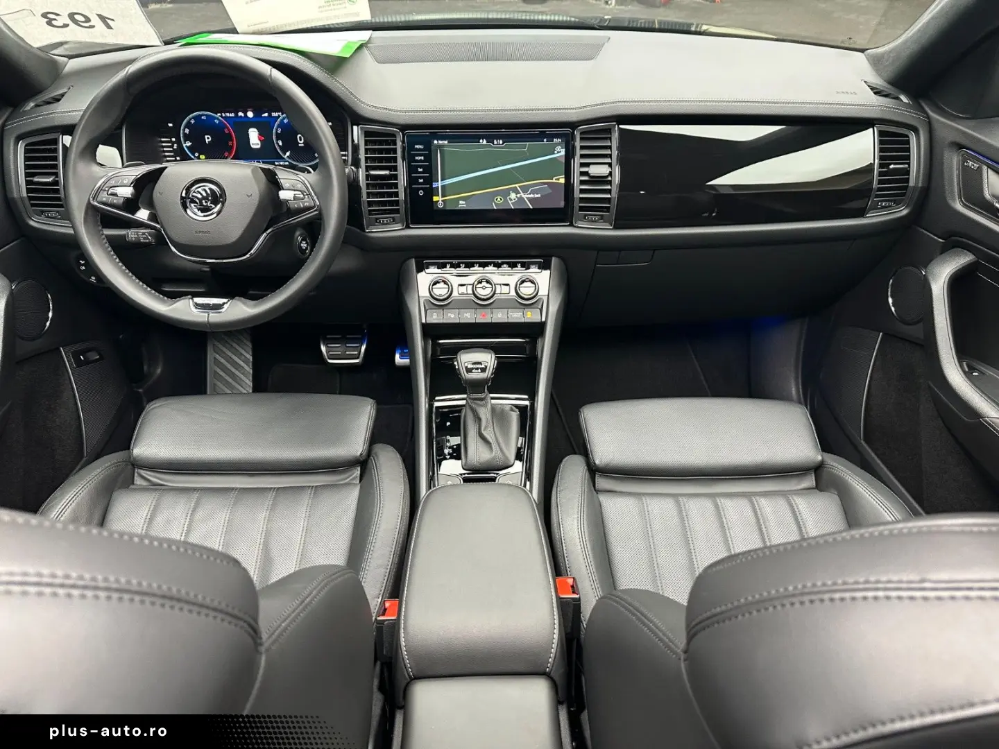 SKODA Kodiaq L&K 4x4 `20Zoll PANORAMA Traveller 360