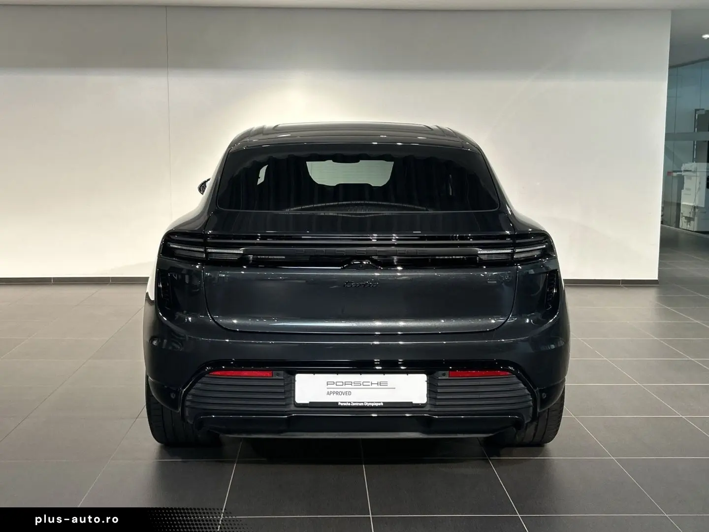 PORSCHE Macan Turbo InnoDrive HA-Lenkung Head-Up 22-Zoll