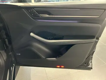 PORSCHE Macan Turbo InnoDrive HA-Lenkung Head-Up 22-Zoll