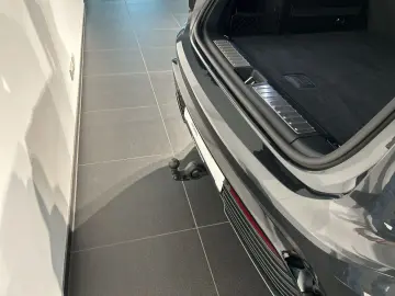 PORSCHE Macan Turbo InnoDrive HA-Lenkung Head-Up 22-Zoll