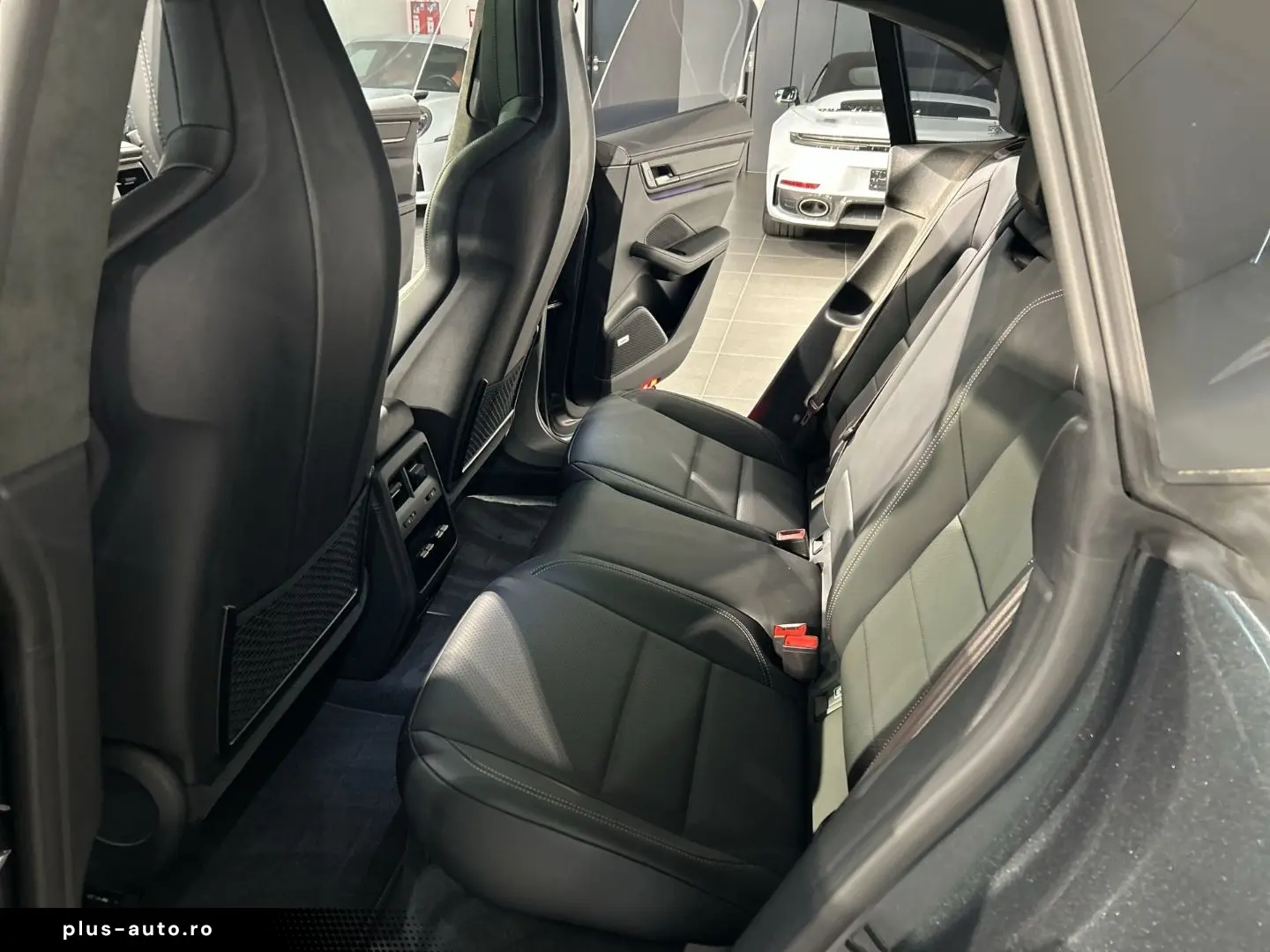 PORSCHE Macan Turbo InnoDrive HA-Lenkung Head-Up 22-Zoll