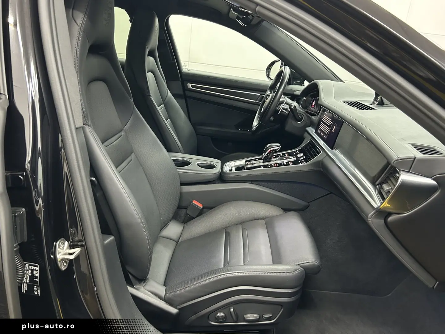 PORSCHE Panamera 4Platinum Aproved PCCB InnoDri SportDes