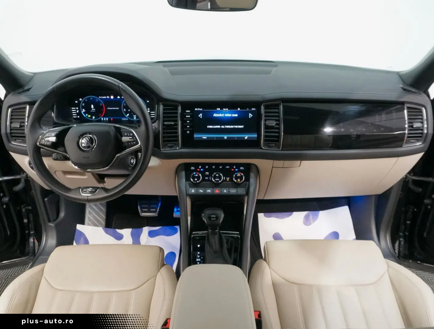 SKODA Kodiaq L&K 4x4 2.0 TSI PANO 360  AHK MATRIX
