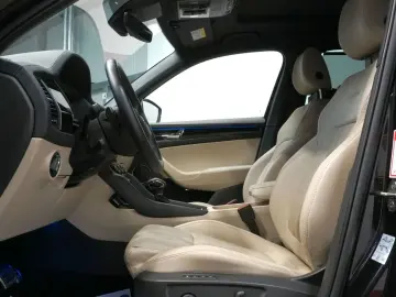 SKODA Kodiaq L&K 4x4 2.0 TSI PANO 360  AHK MATRIX