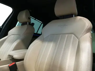 SKODA Kodiaq L&K 4x4 2.0 TSI PANO 360  AHK MATRIX