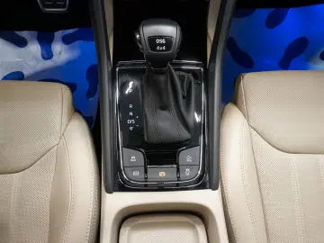 SKODA Kodiaq L&K 4x4 2.0 TSI PANO 360  AHK MATRIX