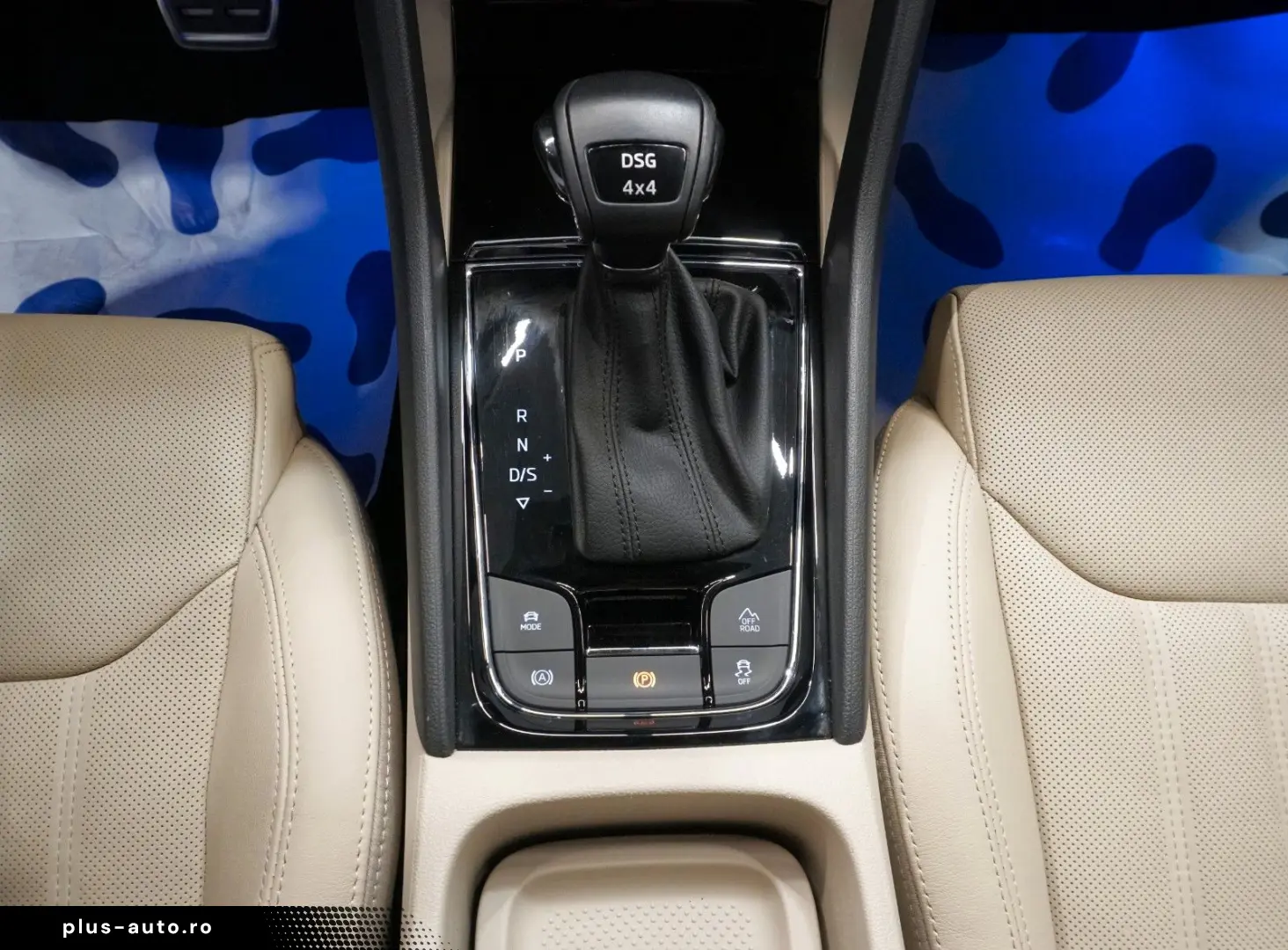 SKODA Kodiaq L&K 4x4 2.0 TSI PANO 360  AHK MATRIX