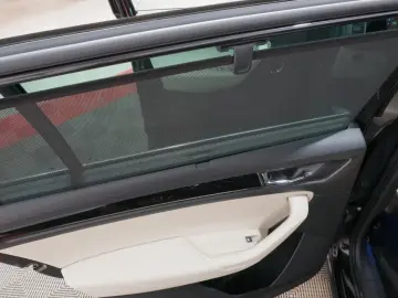 SKODA Kodiaq L&K 4x4 2.0 TSI PANO 360  AHK MATRIX
