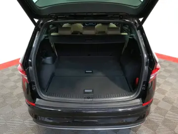SKODA Kodiaq L&K 4x4 2.0 TSI PANO 360  AHK MATRIX
