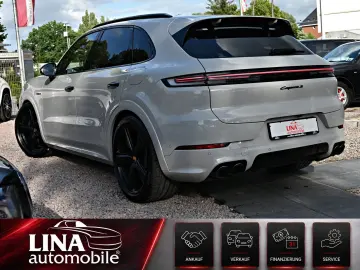 PORSCHE Cayenne S E-Hybrid 1Hd CARBON KREIDE BURMES SOFT