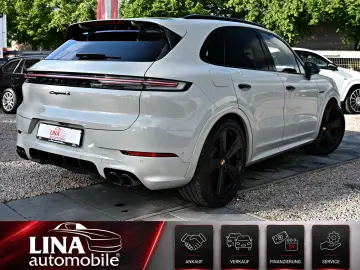 PORSCHE Cayenne S E-Hybrid 1Hd CARBON KREIDE BURMES SOFT